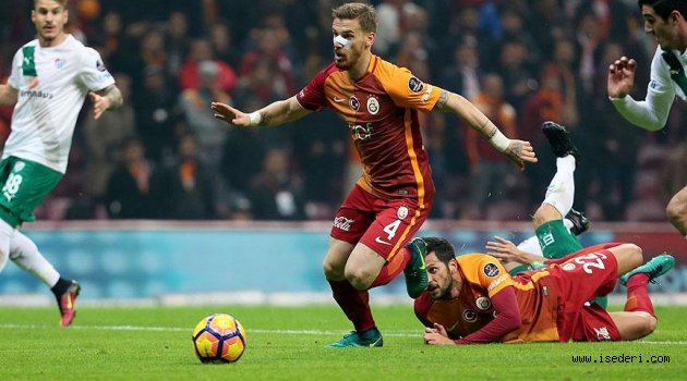 Galatasaray'da Serdar Aziz şoku