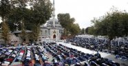 İstanbul'da 4 bin 403 kişiye bir cami düşüyor