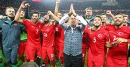 A Milli Futbol Takımı'nın EURO 2016 kadrosu açıklandı