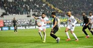 Akhisar Belediyespor, Çaykur Rizespor'la 1-1 Berabere Kaldı