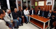 Başbakan Davutoğlu'ndan taksi durağına ziyaret