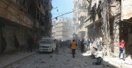 'Esed ve PYD 500 bin kişiyi Halep'e hapsetmeye çalışıyor'