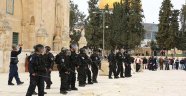  İsrail Polisi Mescid-i Aksa'ya Girdi, 35 Kişi Yaralandı