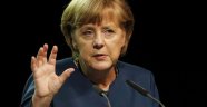 Merkel: Türkiye'siz çözüm olmaz