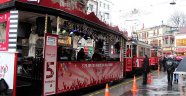 Nostaljik tramvaylar 102. yaşını kutladı