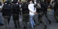 TERORİST İsrail, Filistinli milletvekilini gözaltına aldı